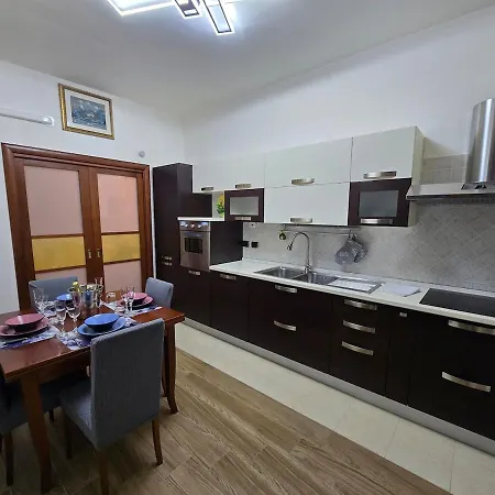Apartment Roots Of Rome