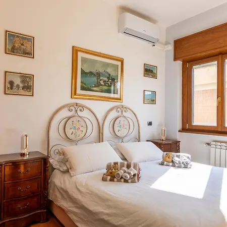 Roots Of Apartment Rome